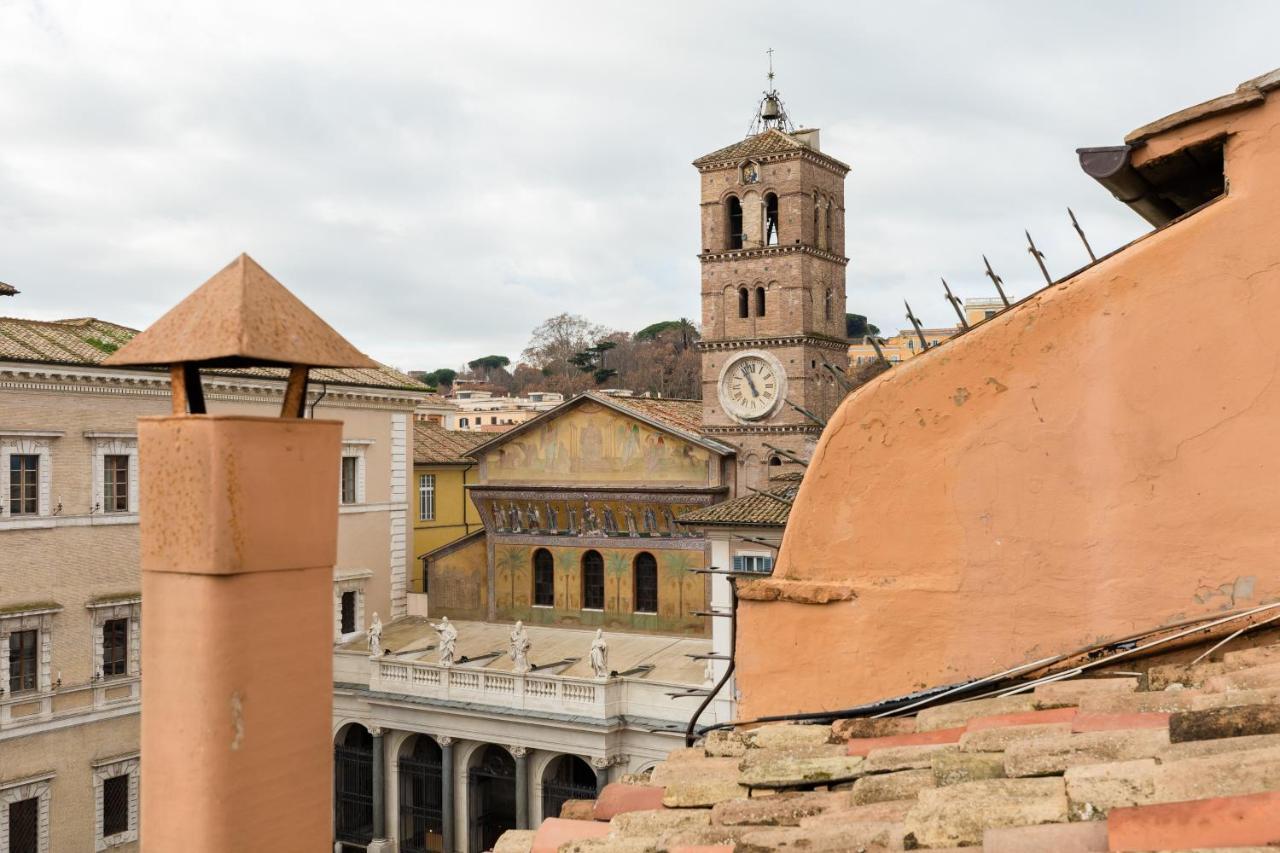 Amazing Penthouse With Private Terrace In Trastevere Rome Bagian luar foto